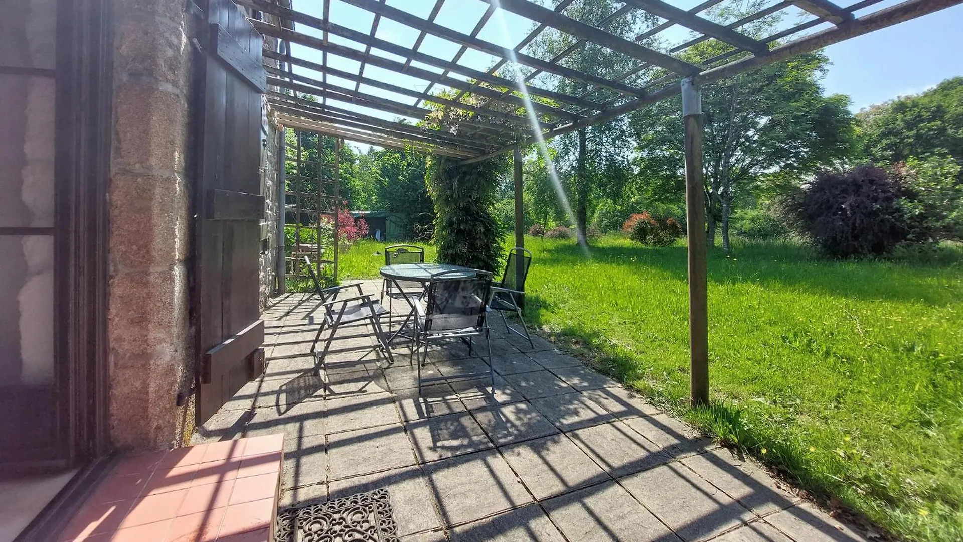 Maison A La Campagne Le Ferré Frankrike